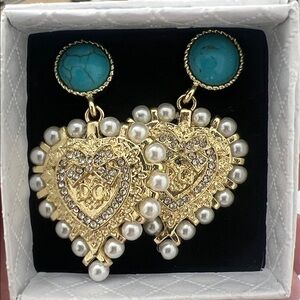 Goldstone heart earrings with pearl surrounding